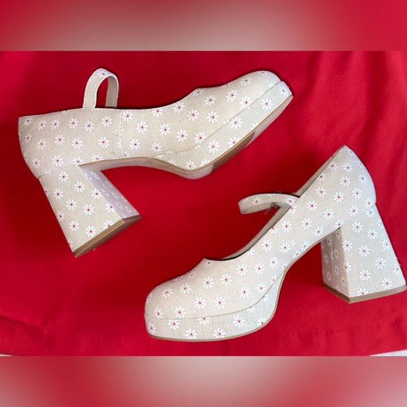 Sold NWT MAIDDEN GIRL CRAZY DAYSI STYLE MARY JANE PLATFORM FLORAL PRINT SIZE 9 - Picture 10 of 14